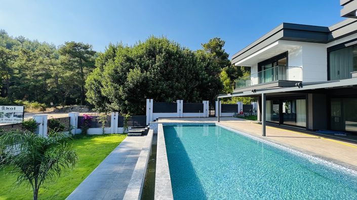 Image No.3-Maison / Villa de 4 chambres à vendre à Kiris