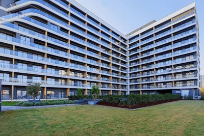 Exterior 10