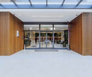 Exterior 13