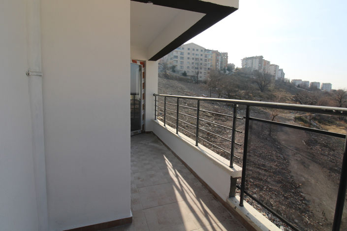 Image No.19-3 Bed Apartment for sale