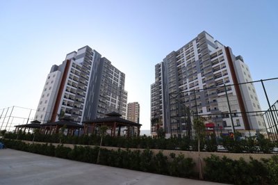 Exterior 3