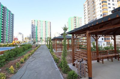 Exterior 8