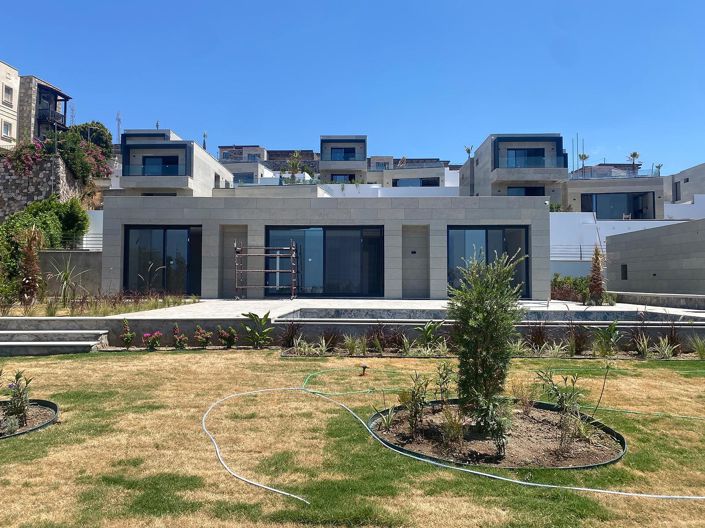 Image No.25-4 Bed House/Villa for sale