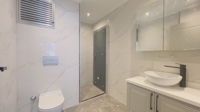 Image No.48-4 Bed Apartment for sale