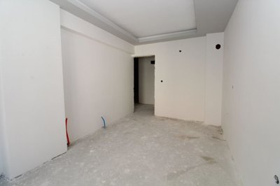 Interior 4