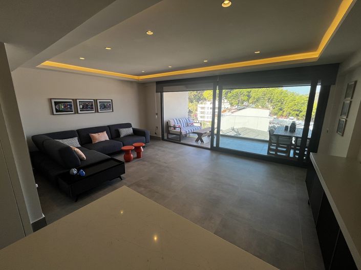 Image No.18-2 Bed Apartment for sale