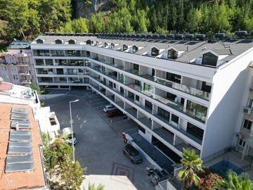 Exterior 6
