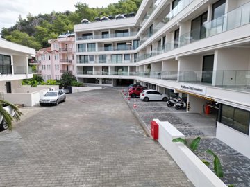 Exterior 9
