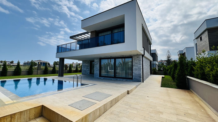 Image No.6-Maison / Villa de 4 chambres à vendre à Çamyuva