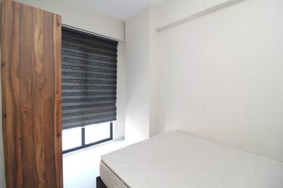 Interior 7