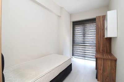 Interior 9