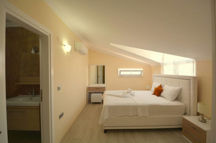 Image No.26-4 Bed House/Villa for sale