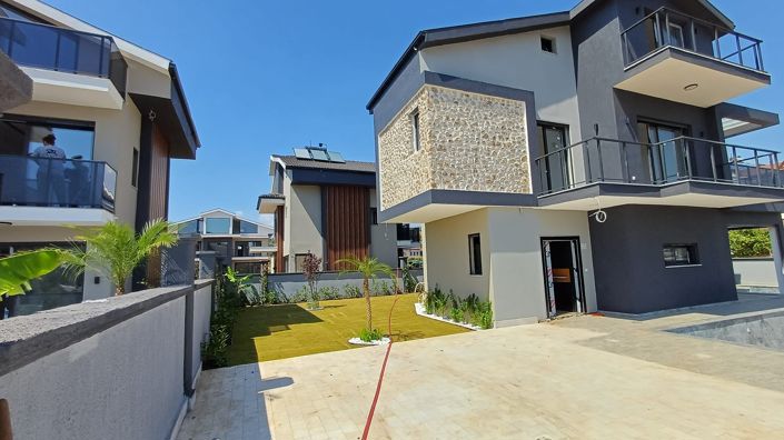 Image No.29-4 Bed House/Villa for sale