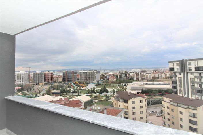 Image No.28-5 Bed Apartment for sale
