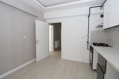 Interior 4