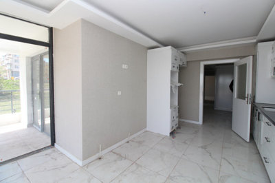 Interior 4
