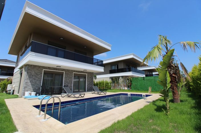 Image No.1-Maison / Villa de 3 chambres à vendre à Belek
