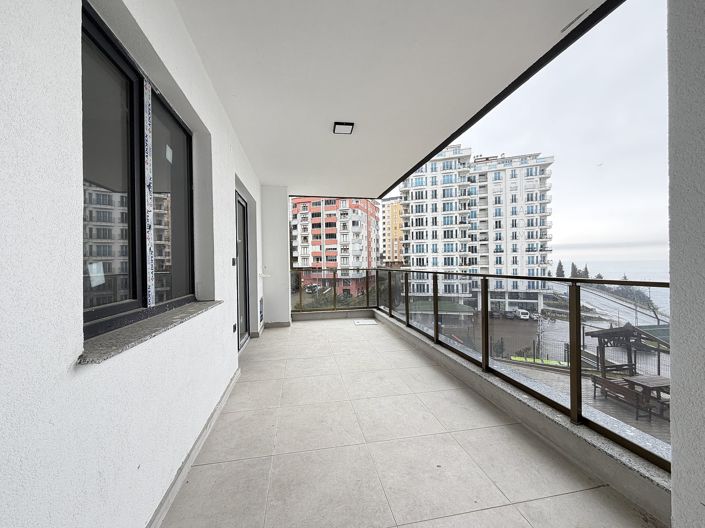 Image No.7-3 Bed Apartment for sale