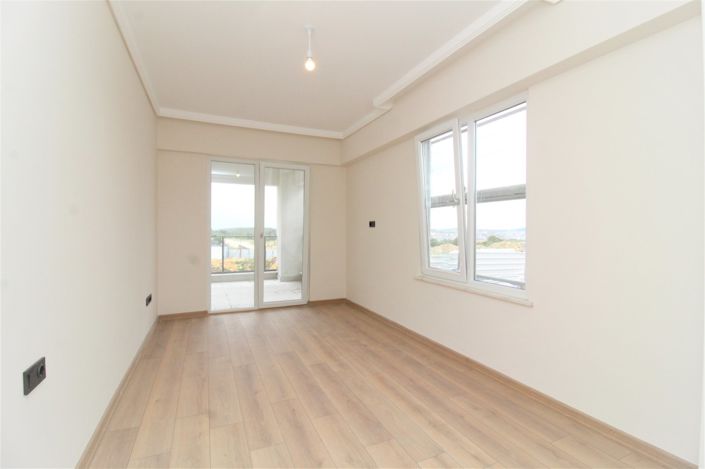 Image No.13-3 Bed Apartment for sale