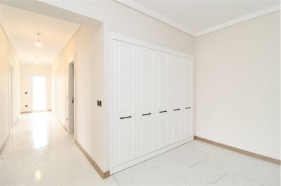 Interior 2