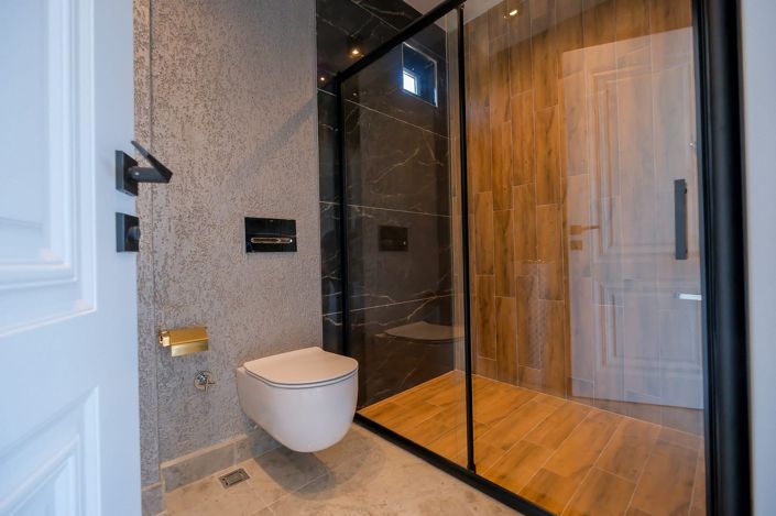 Image No.30-5 Bed House/Villa for sale