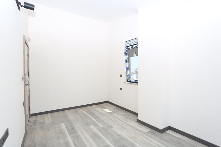 Image No.68-5 Bed House/Villa for sale