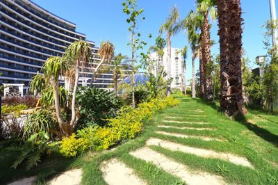 Exterior 10
