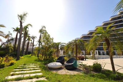 Exterior 11