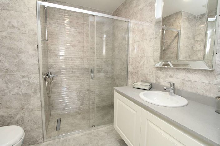 Image No.23-4 Bed Apartment for sale