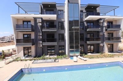 Exterior 4