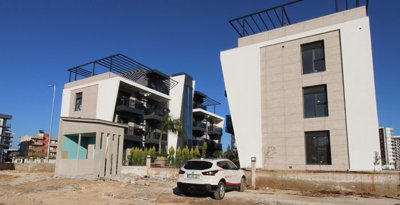 Exterior 5