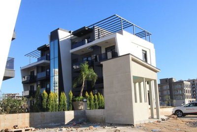 Exterior 8