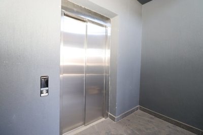 Exterior 9