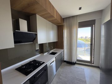 Interior 4
