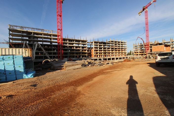 Image No.25-3 Bed Apartment for sale