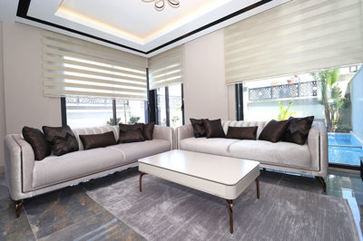 Interior 3