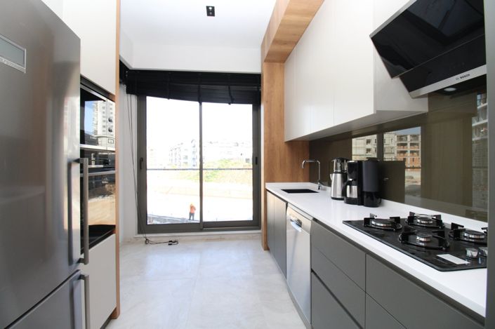 Image No.18-3 Bed Apartment for sale