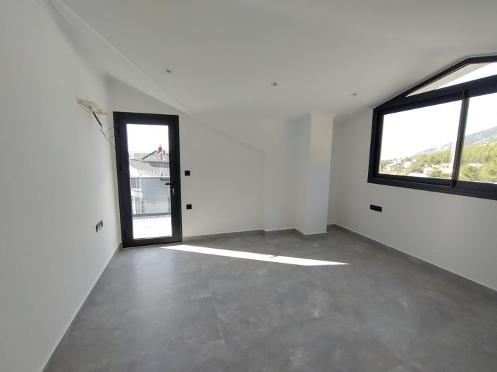 Image No.27-4 Bed House/Villa for sale