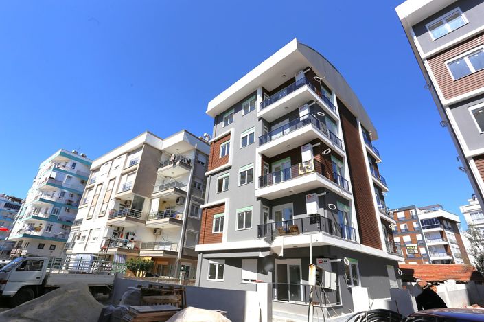 Image No.1-Appartement de 4 chambres à vendre à Kiziltoprak