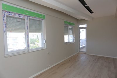 Interior 4