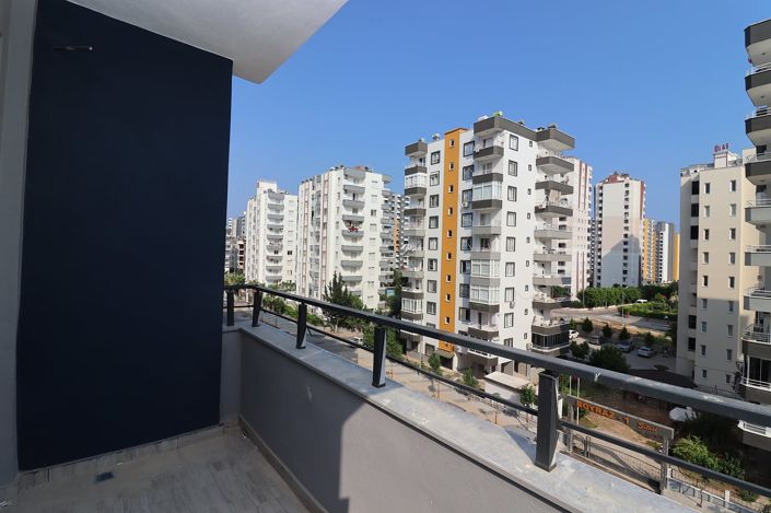 Image No.11-3 Bed Apartment for sale