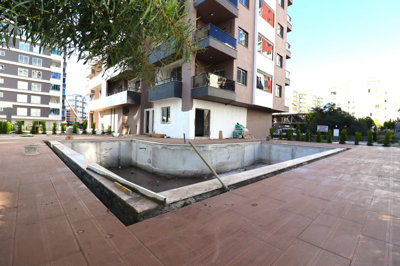 Exterior 3