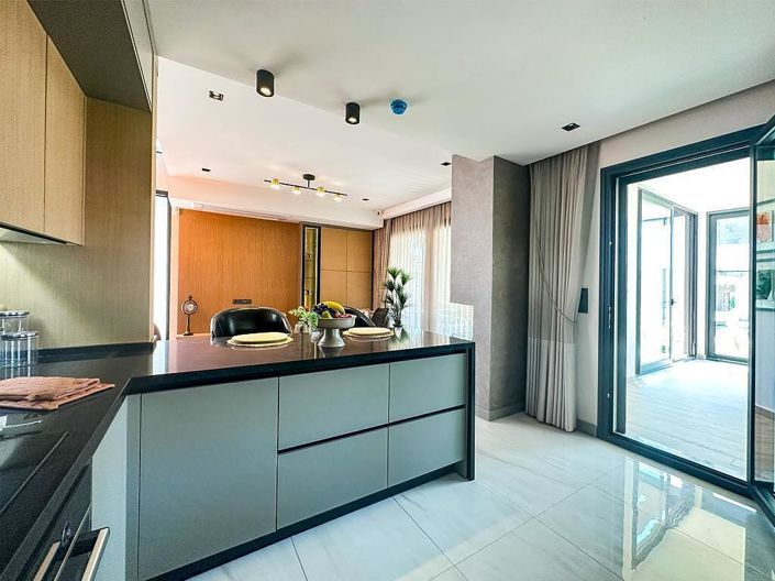 Image No.21-6 Bed House/Villa for sale