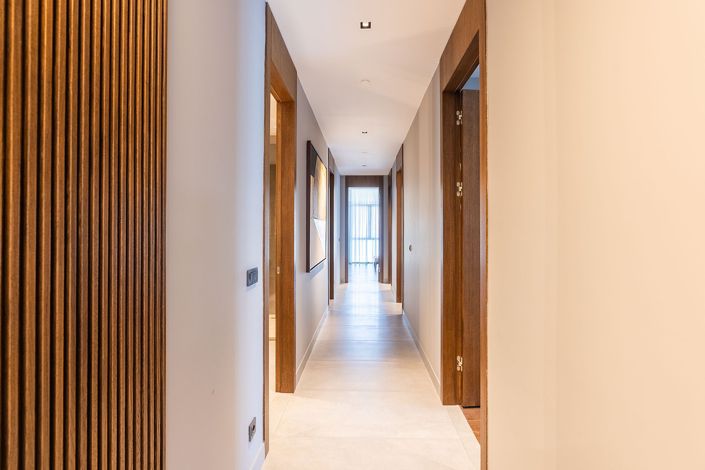 Image No.29-5 Bed Apartment for sale