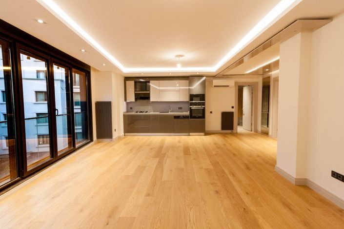 Image No.3-3 Bed Apartment for sale