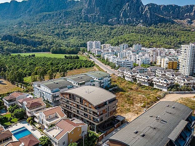 Image No.4-2 Bed Apartment for sale