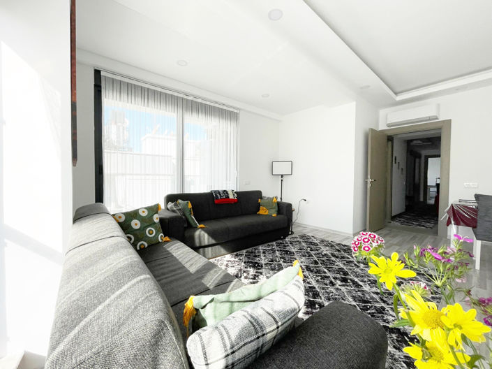 Image No.12-3 Bed Apartment for sale