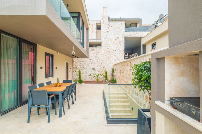 Image No.15-4 Bed House/Villa for sale