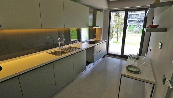 Image No.24-Appartement de 2 chambres à vendre à Esenyurt