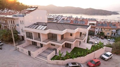 Exterior 3
